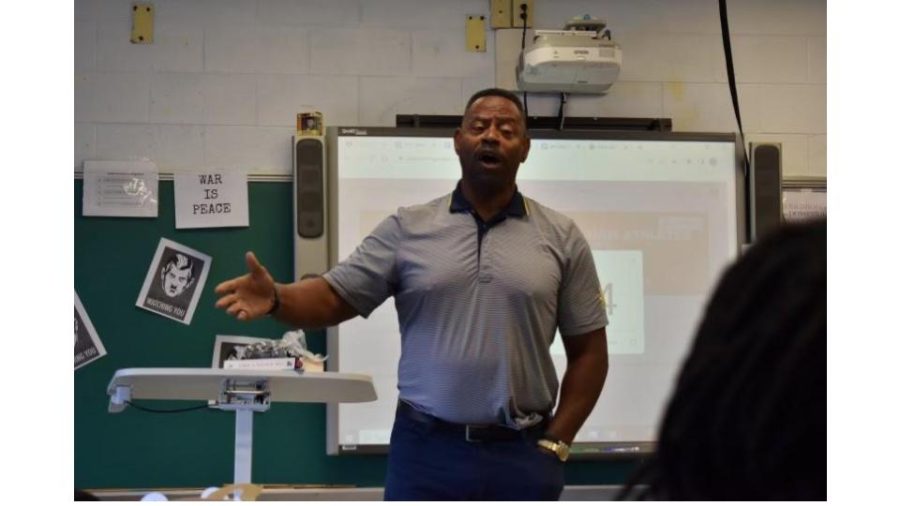 Former NFL Player Garry Cobb Talks Faith at Cherry Hill West